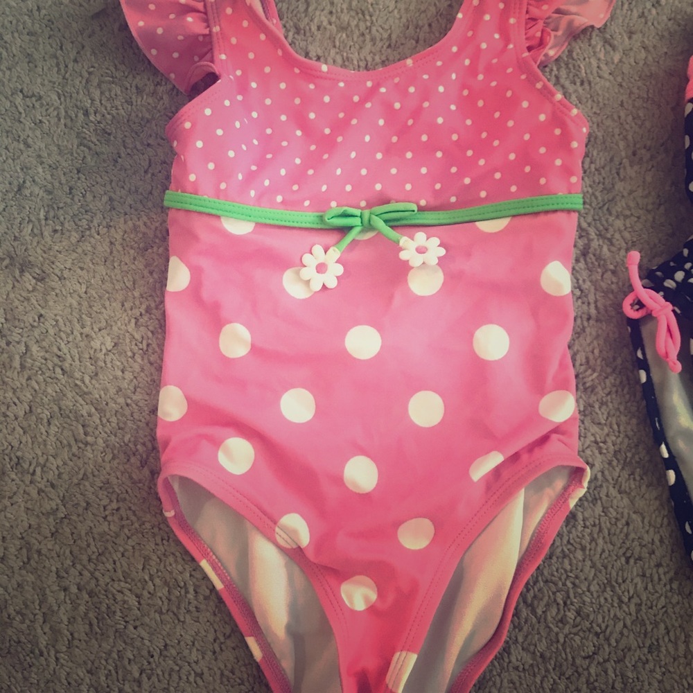 Size 4 bathing suit